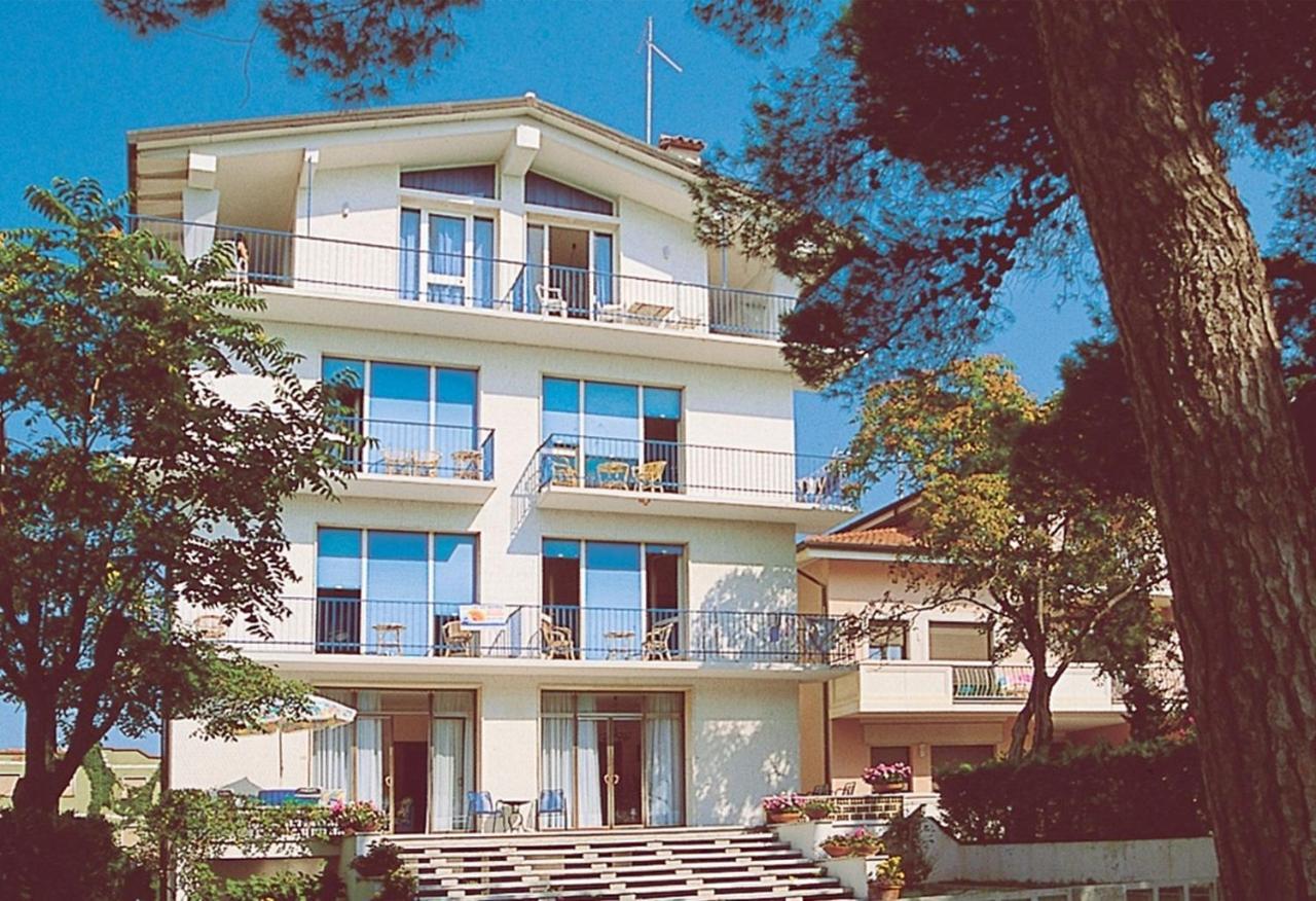 Appartamenti Dal Moro Lignano Sabbiadoro Kültér fotó