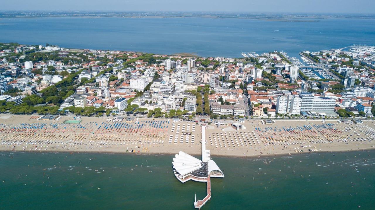 Appartamenti Dal Moro Lignano Sabbiadoro Kültér fotó